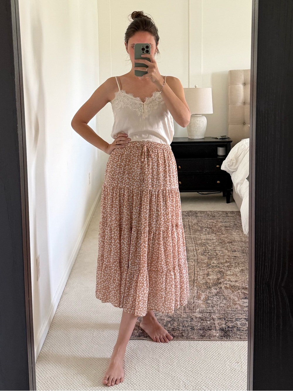Aerie Women’s Cream Lace Cami & Blush Floral Tiered Skirt